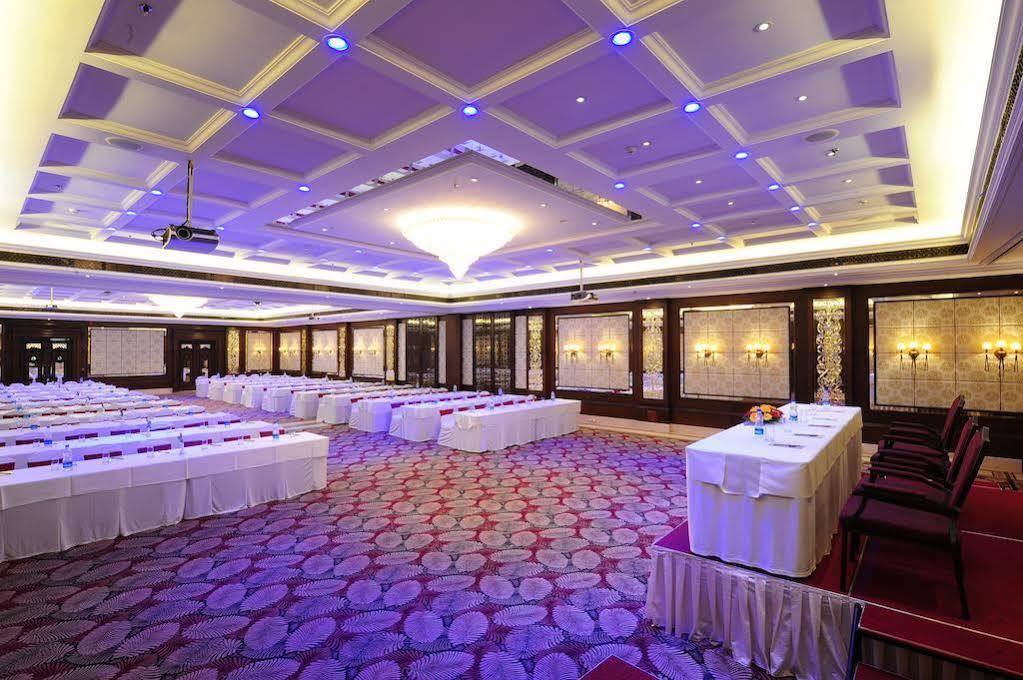 Mayfair Convention Bhubaneswar Bagian luar foto